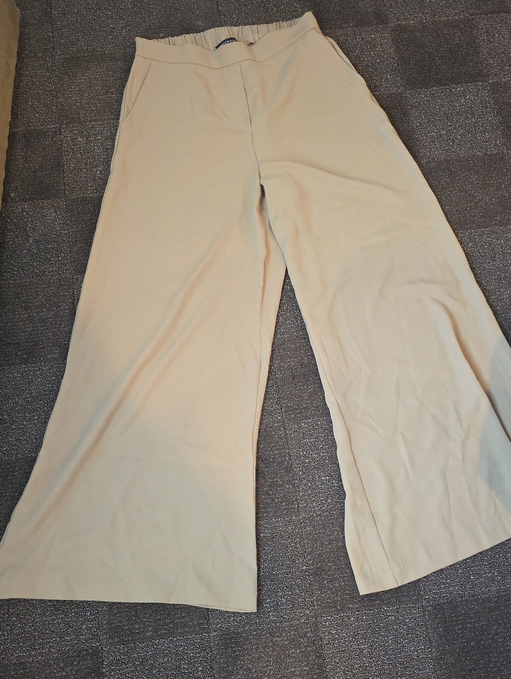 Wide-Leg Cream Women's Pants with Elastic Waist